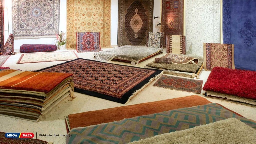Buat Spot Duduk Lesehan dengan Permadani dan Bantal Duduk