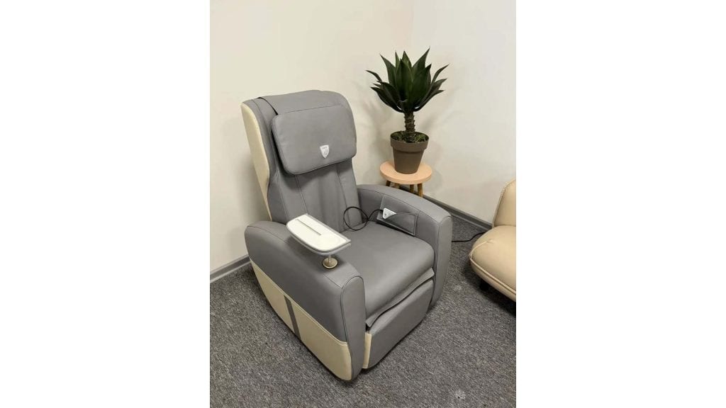 JOYPAL Luxury Massage Chair EC-2102