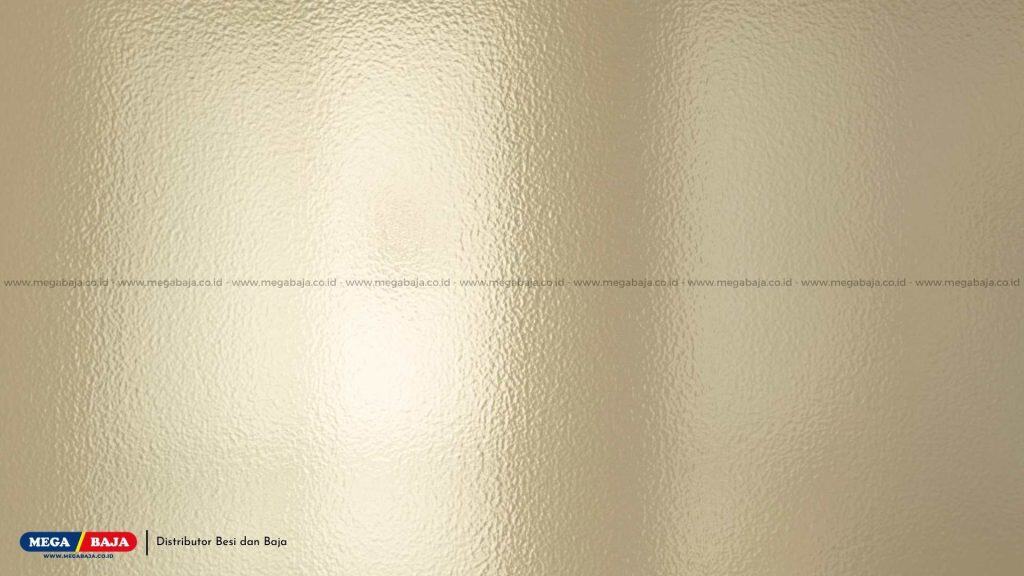 Refleksi dan Cahaya Alami