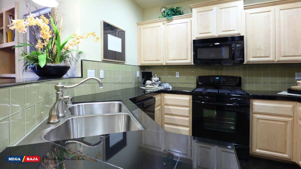 Faktor yang Perlu Dipertimbangkan Saat Memilih Material Meja Dapur