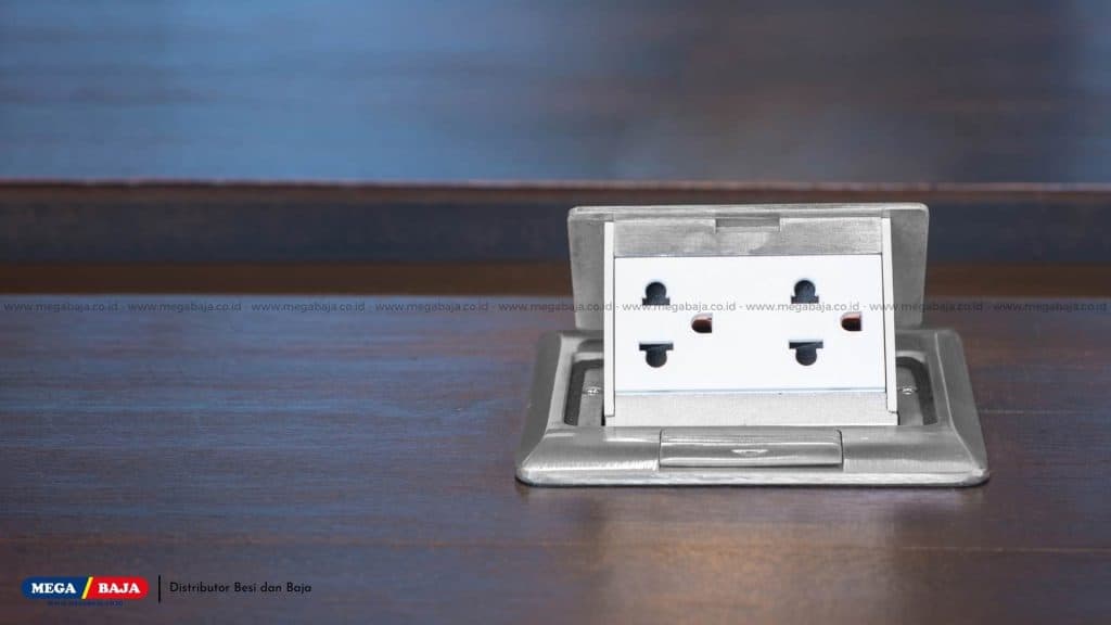 Gunakan Penutup Stop Kontak Asli Pabrikan