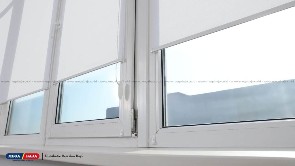 Menggunakan Roller Blind