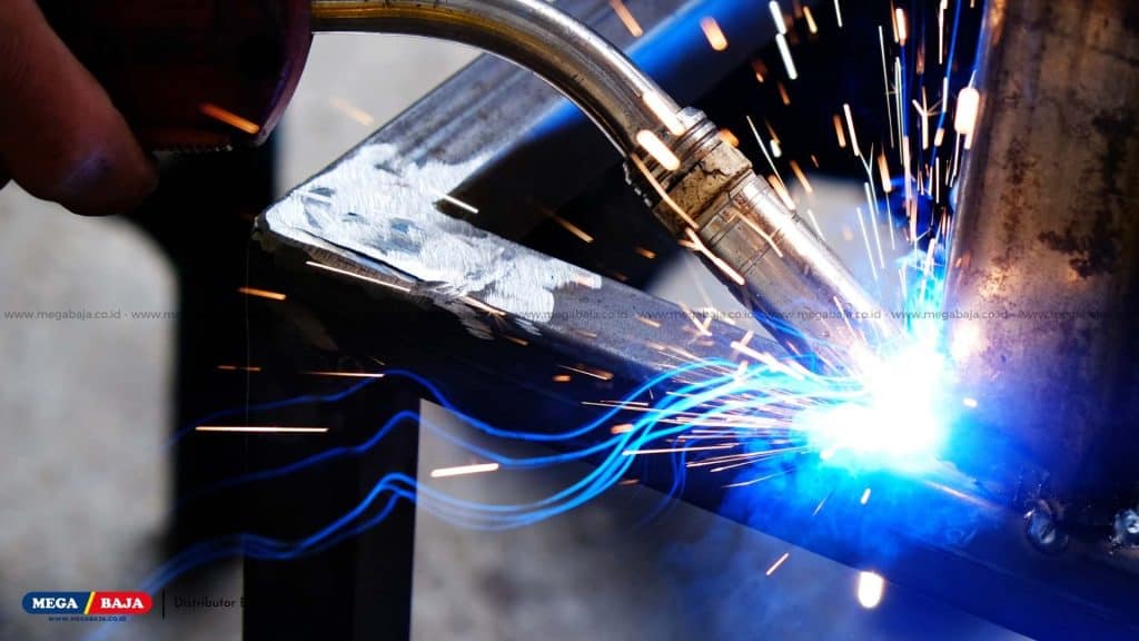 Menggunakan Teknik "Push" pada Pengelasan MIG