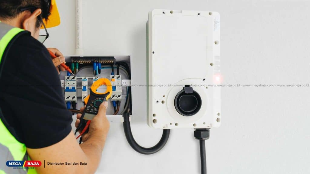 Pemasangan Panel Listrik oleh Profesional