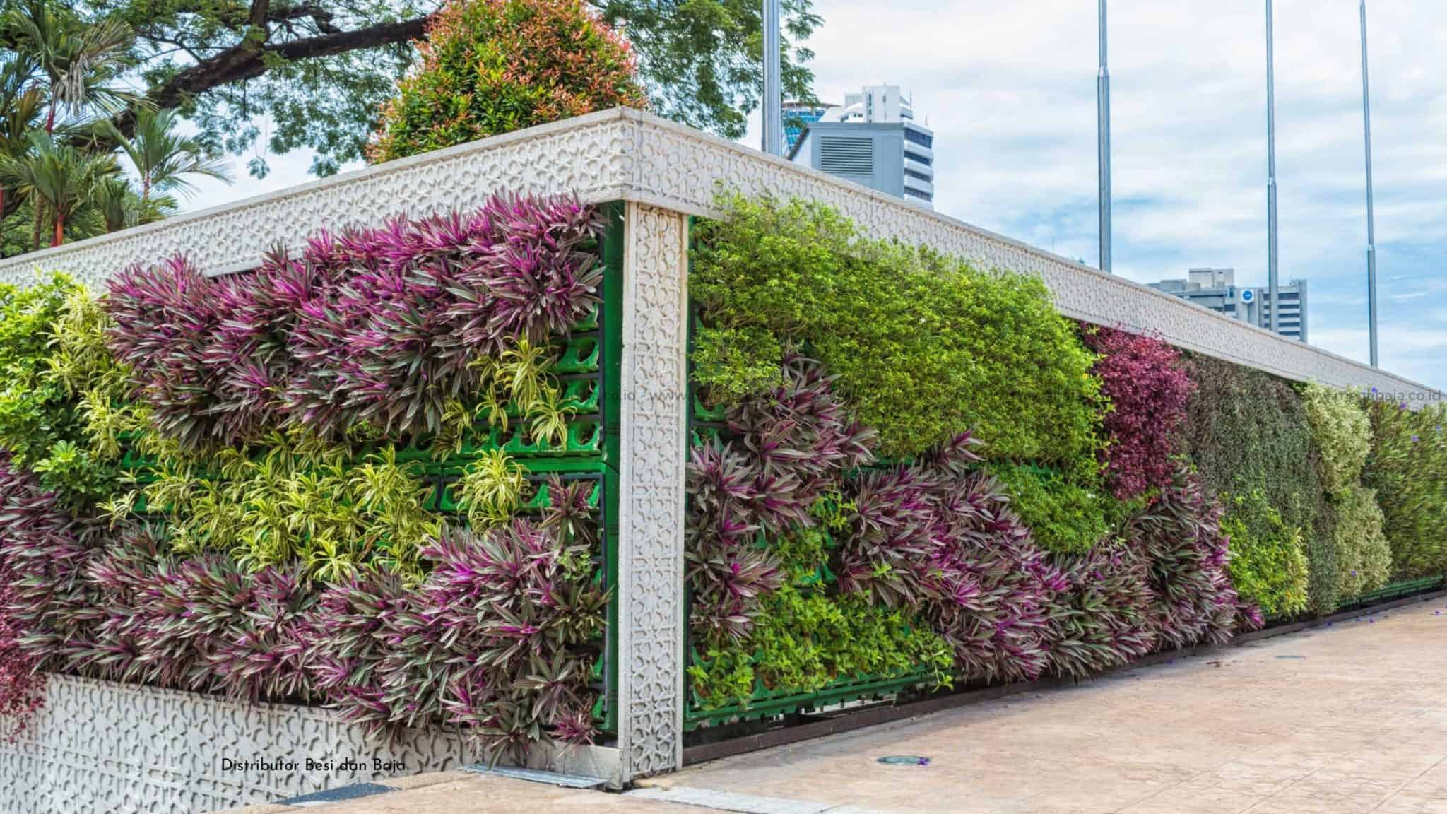 Mengenal Vertical Garden : Jenis, Kelebihan Dan Cara Membuatnya