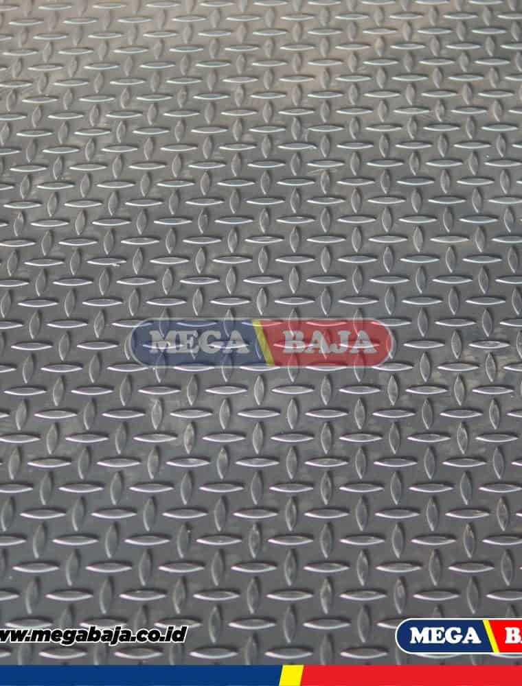PLAT BORDES 1,20 M X 2,40 M - 3,20 mm