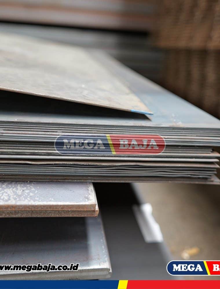 PLAT ESER HITAM KS 1,20 M X 2,40 M - 19,70 mm