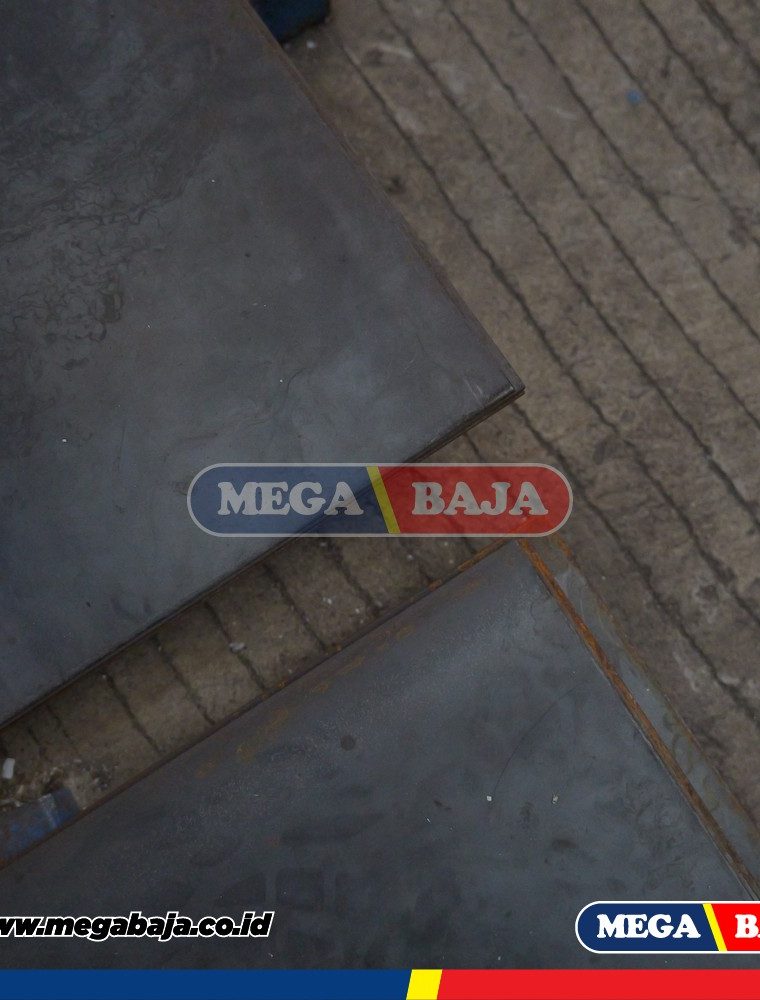 PLAT ESER HITAM KS 1,20 M X 2,40 M - 14,70 mm