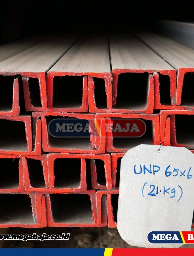 UNP 300 X 12 M