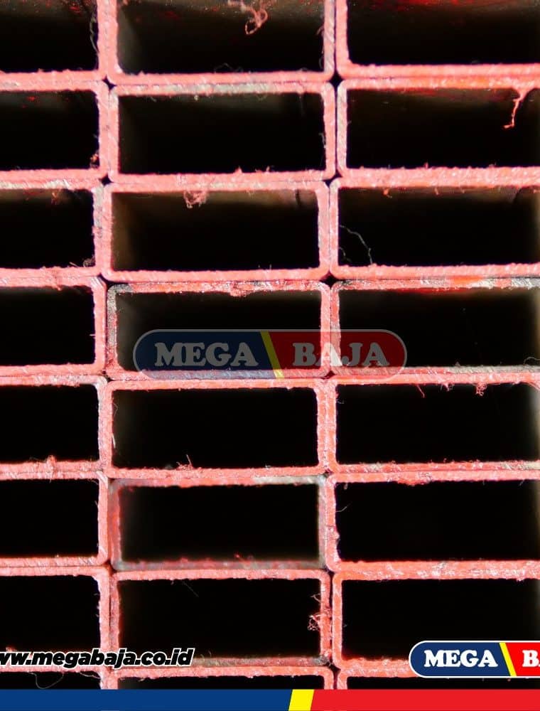 Hollo Hitam 40 mm X 40 mm X 6.000 mm - Grade Biru