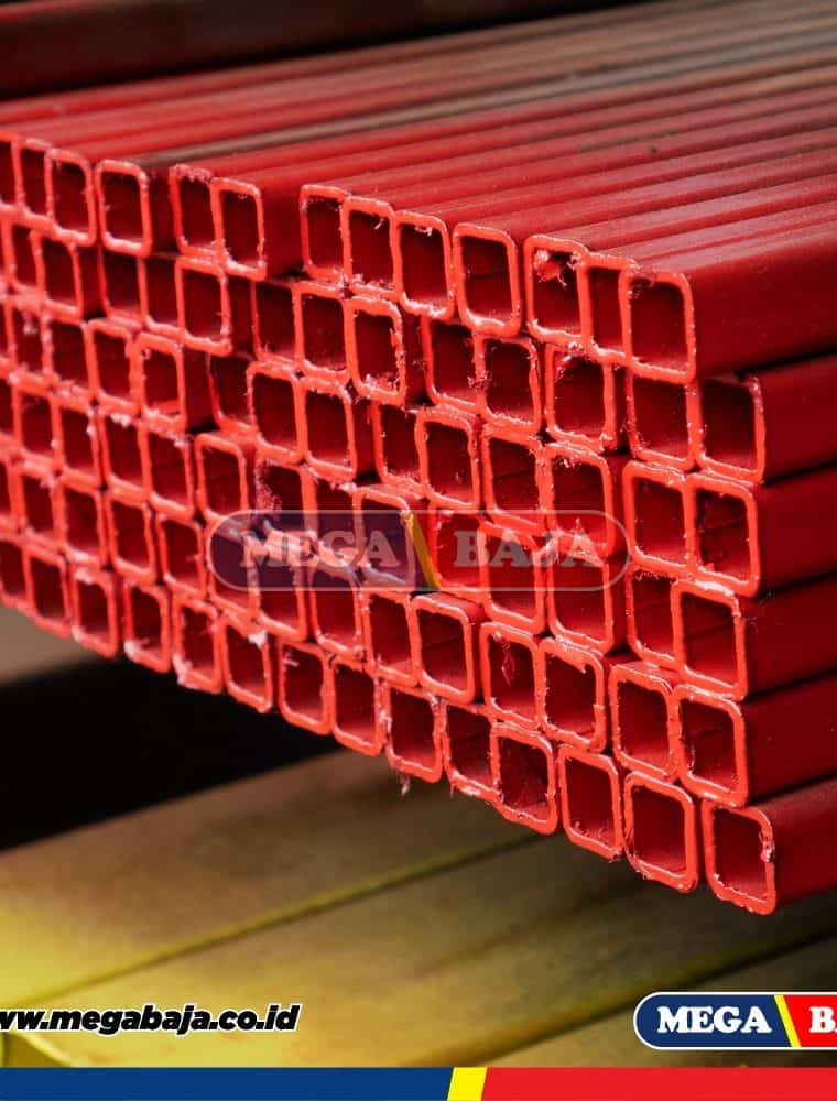 Hollo Hitam 200 mm X 200 mm X 6.000 mm - Grade Putih