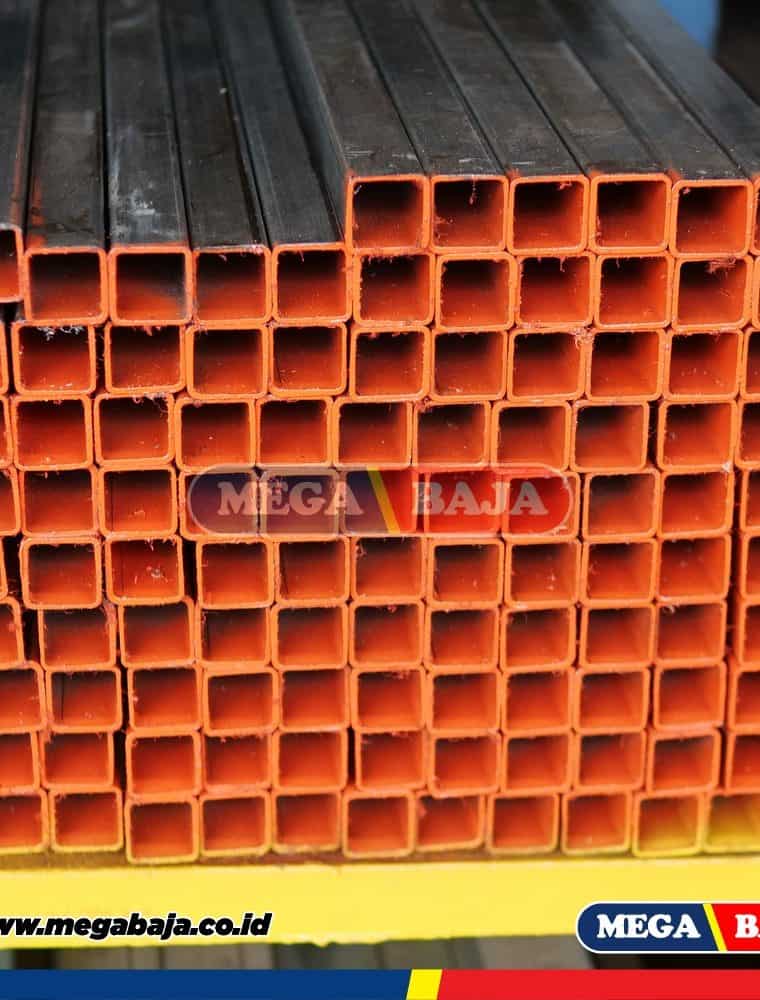 Hollo Hitam 45 mm X 45 mm X 6.000 mm - Grade Biru Muda