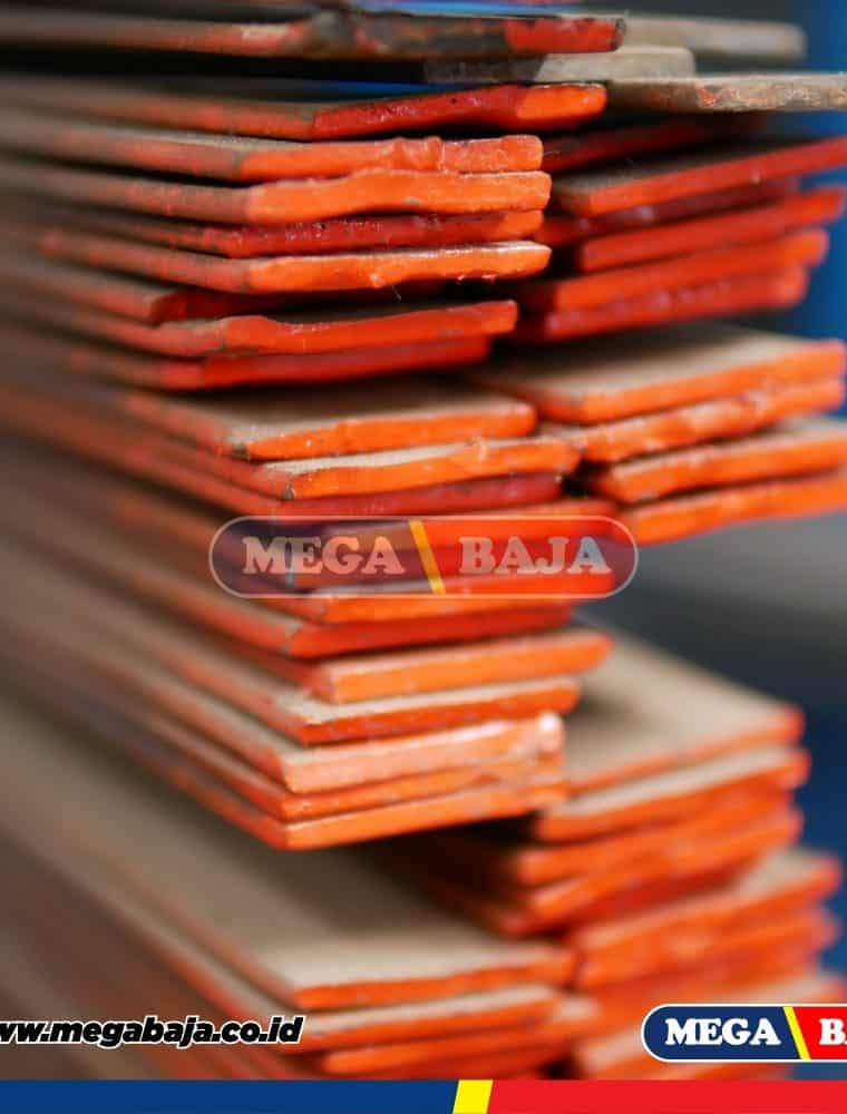 PLAT STRIP 5 X 30 X 5,7 a