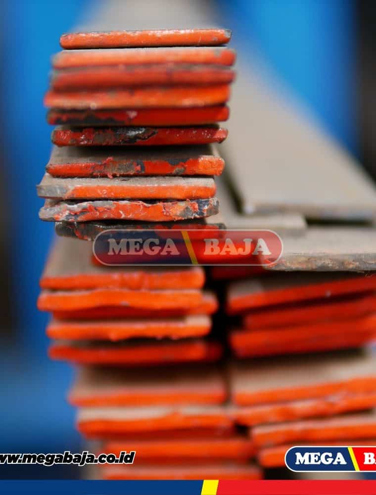 PLAT STRIP 3 x 30 x 6 ( 2,8 x 29,5 x 6)