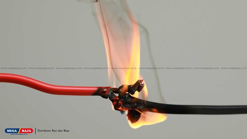 Risiko Korsleting Kabel dan Terbakar