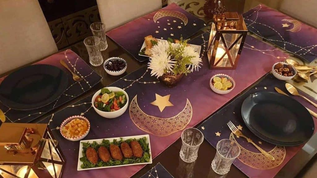 Meja Makan Aesthetic untuk Semangat Berbuka dan Sahur