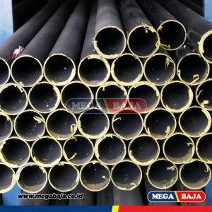 Pipa Hitam 4" x 6 - 2,3 mm